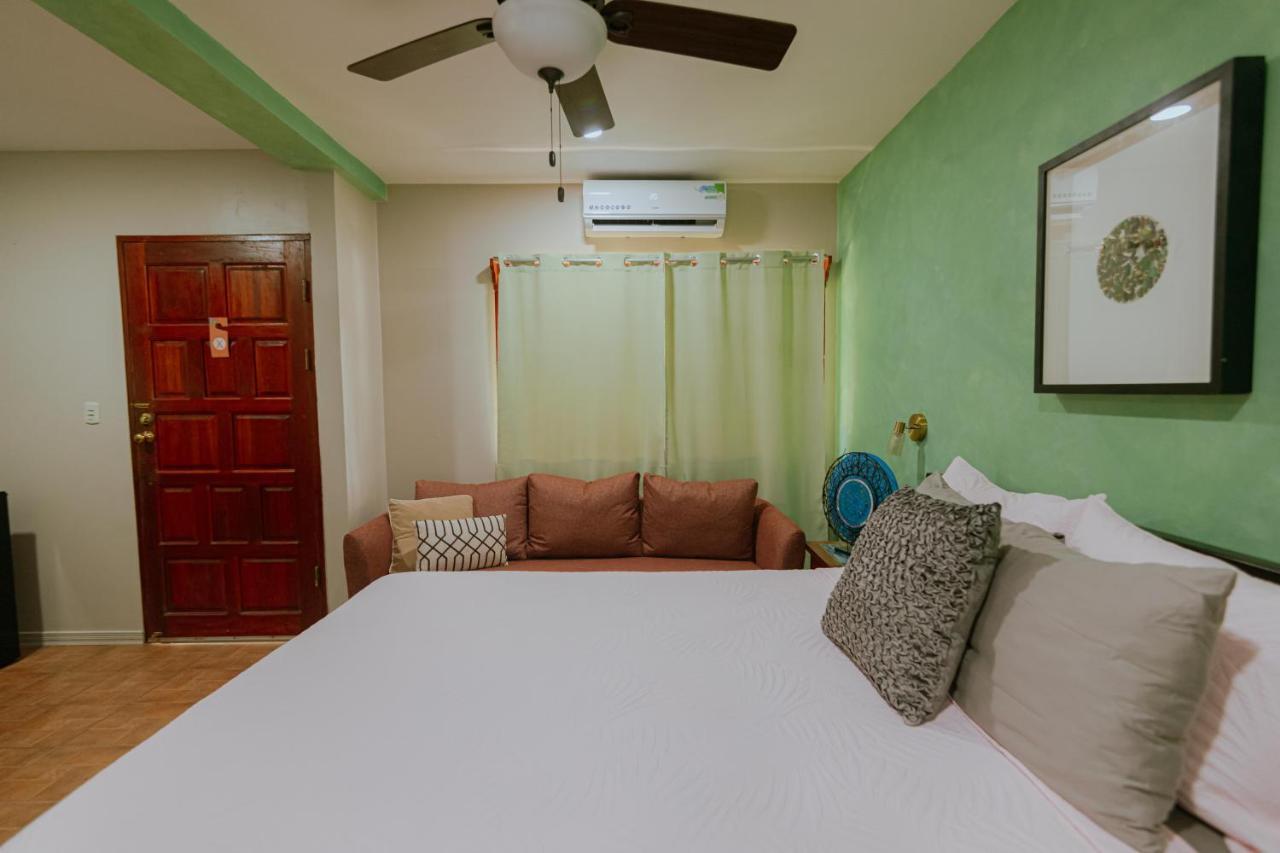Oasis Diverse Adult Retreat 奎波斯城 外观 照片