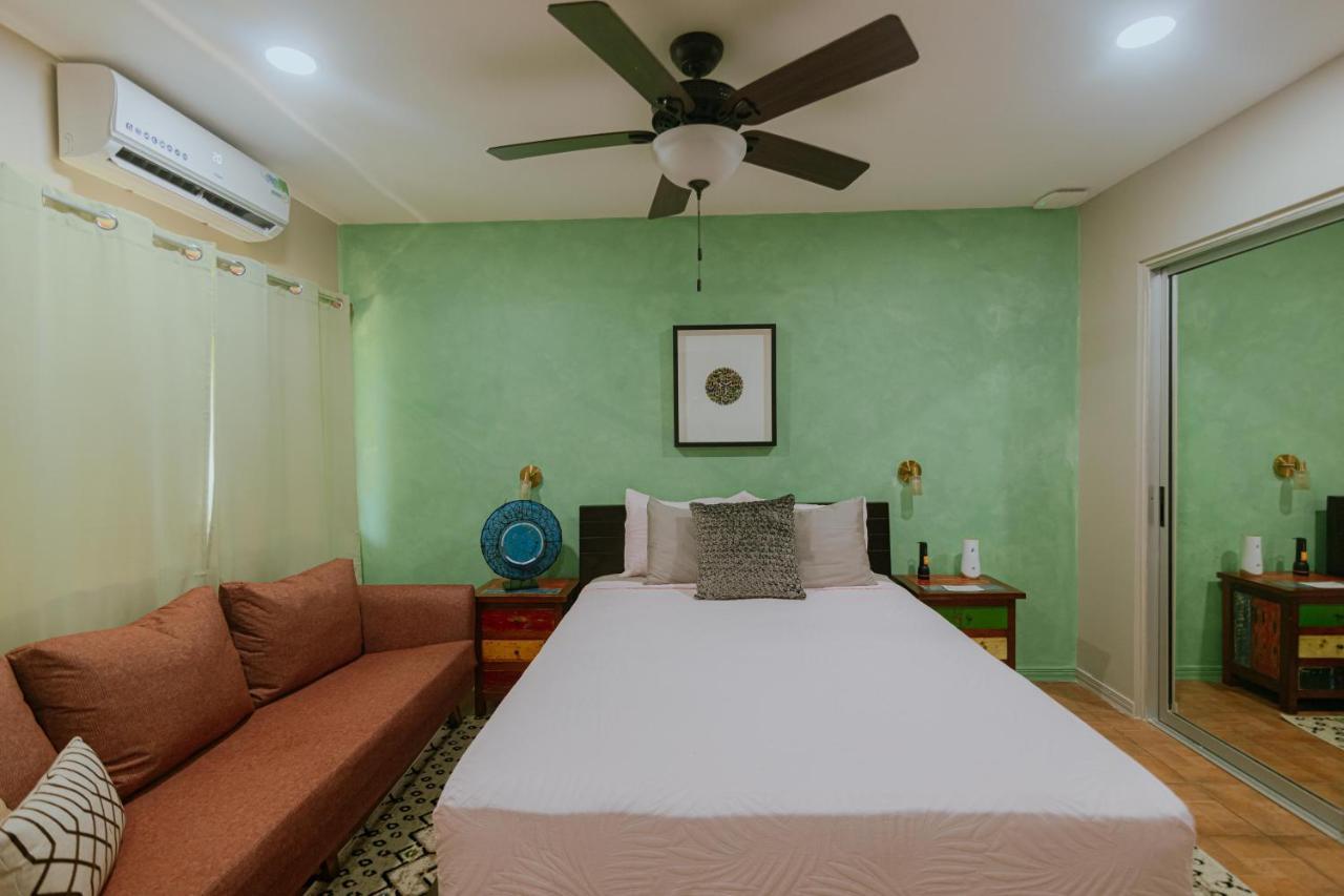 Oasis Diverse Adult Retreat 奎波斯城 外观 照片