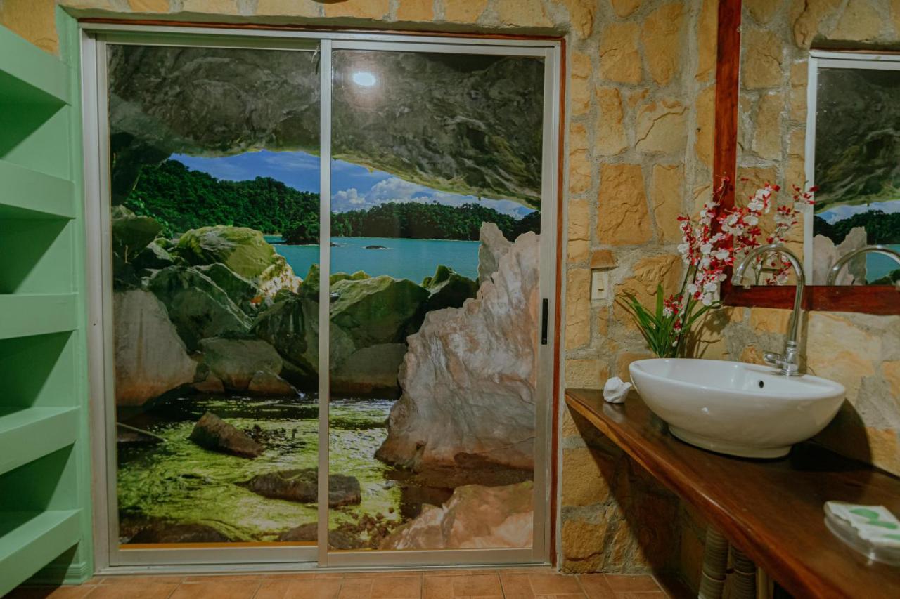 Oasis Diverse Adult Retreat 奎波斯城 外观 照片