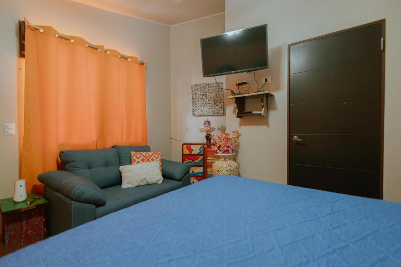 Oasis Diverse Adult Retreat 奎波斯城 外观 照片