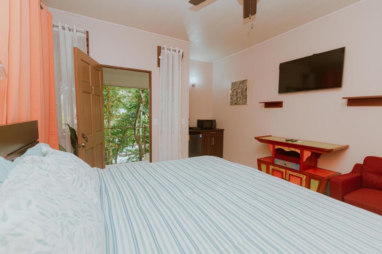 Oasis Diverse Adult Retreat 奎波斯城 外观 照片