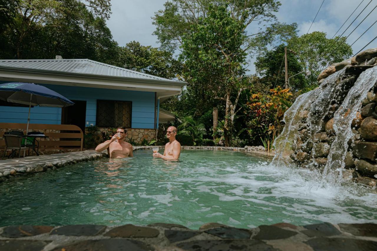 Oasis Diverse Adult Retreat 奎波斯城 外观 照片