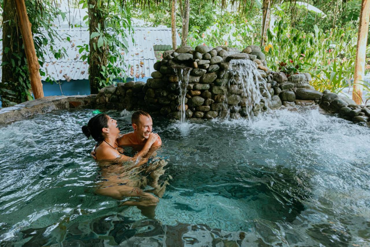 Oasis Diverse Adult Retreat 奎波斯城 外观 照片